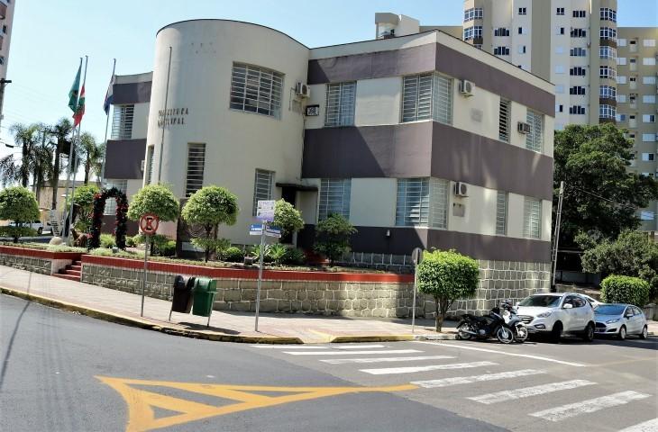 Prefeitura de Orleans inicia suas atividades em 2019