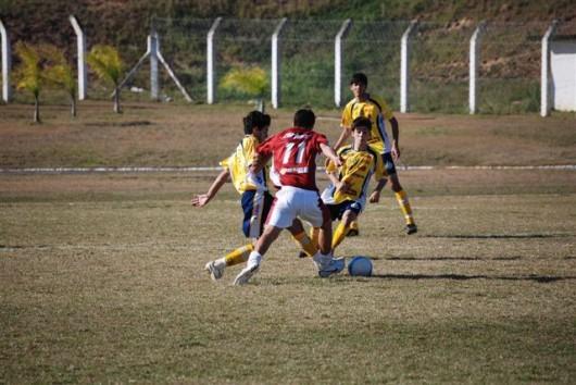 Nada de gols na decisão júnior