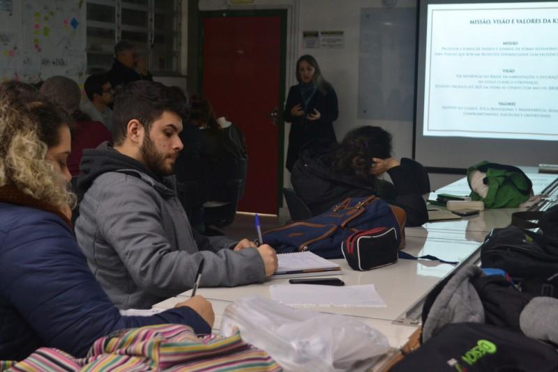 Alunos do curso de Design Unesc recebem desafio de surpreender a marca Kleiner Scheinm