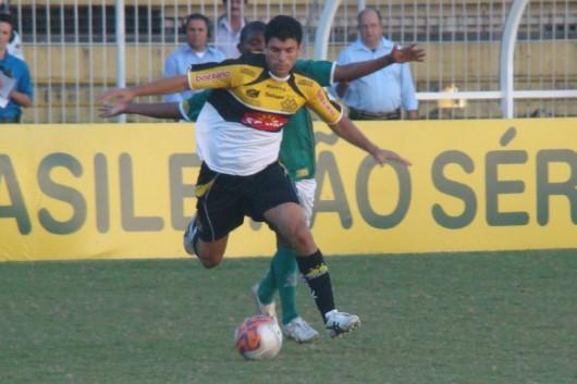 Tigre não resiste e toma empate