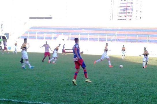 Base tricolor vence o Marcílio Dias