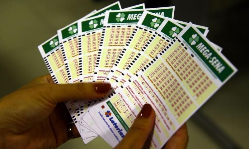 Mega-Sena acumula e prêmio sobe para R$ 6,5 milhões; confira as dezenas sorteadas