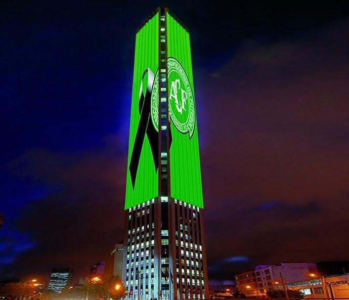 O mundo veste verde e branco em forma de homenagem