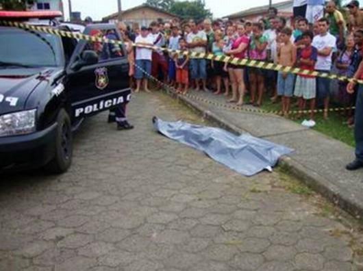 Autores de assassinato na Vila Zuleima se apresentam