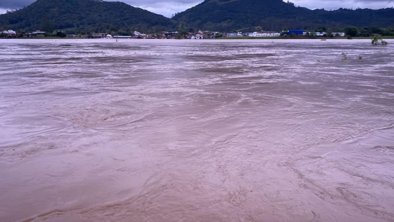 Defesa Civil alerta para situação severa em Tubarão e Capivari de Baixo