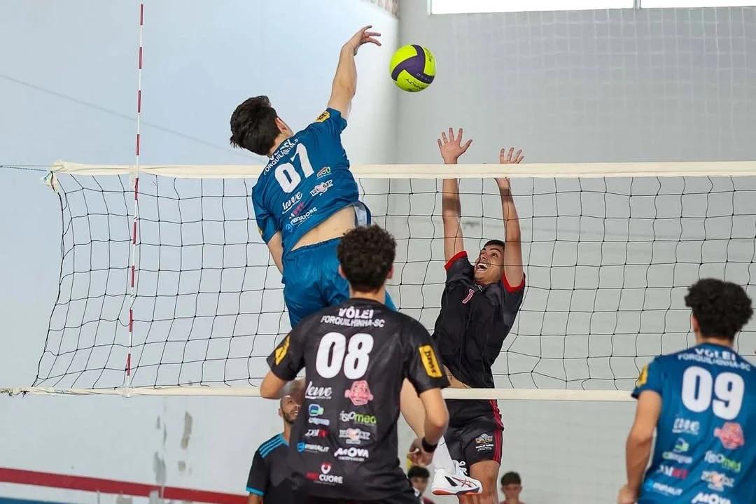 Vôlei de Forquilhinha é campeão da etapa microrregional dos Joguinhos de SC