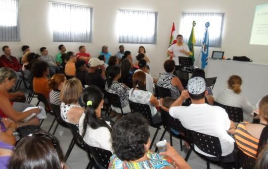 Mais de cem pessoas participam de curso de manipulação de alimentos