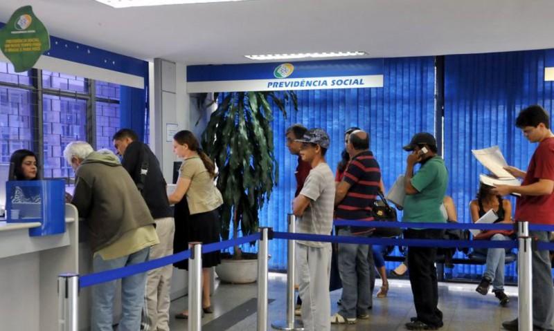 INSS restringe atendimento nas agências por 15 dias