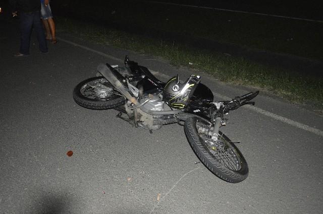 Jovem de 22 anos morre em acidente de moto na BR-101