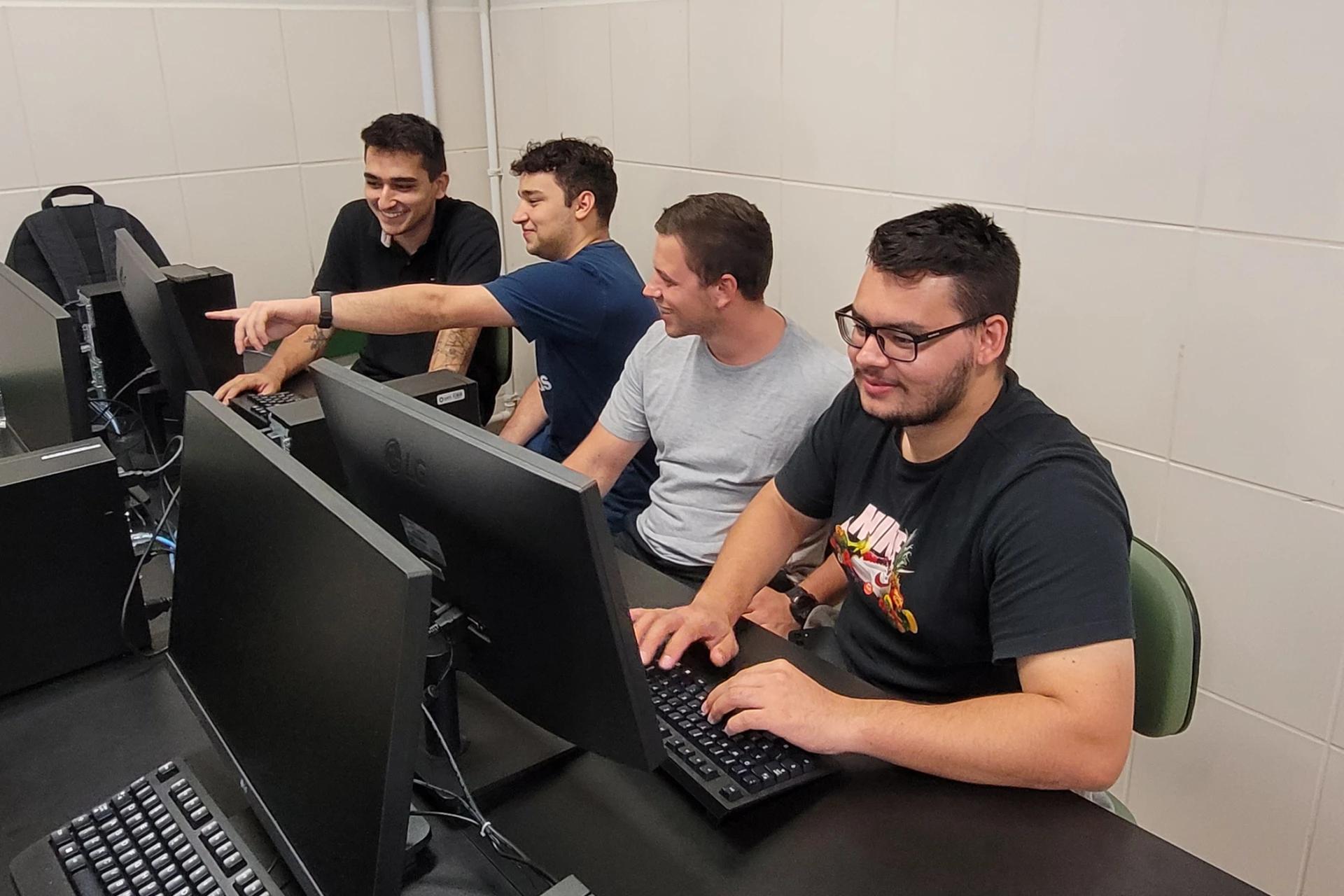 Alunos da UniSatc criam sistema que ajuda a conservar vacinas com tecnologia digital