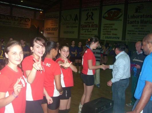 Vôlei de Içara é vice na Copa Amesc