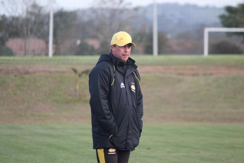 Ao vivo: Estamos fechados com o técnico Paulo Baier