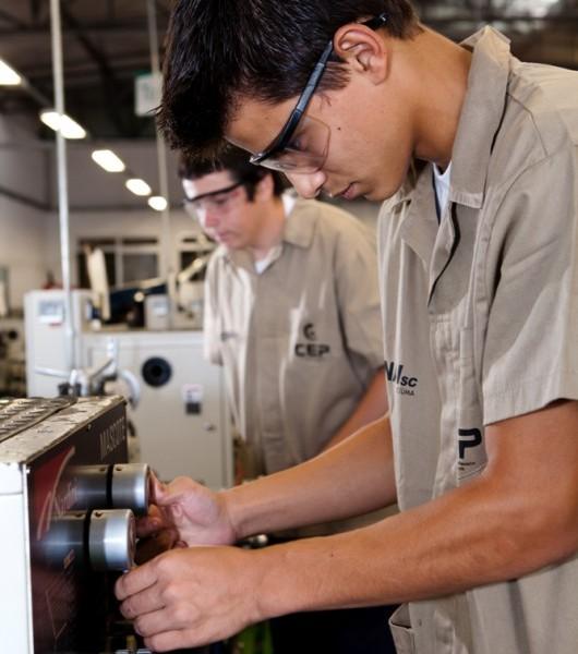 Bairro da Juventude dispõe de Cursos de Aprendizagem Industrial