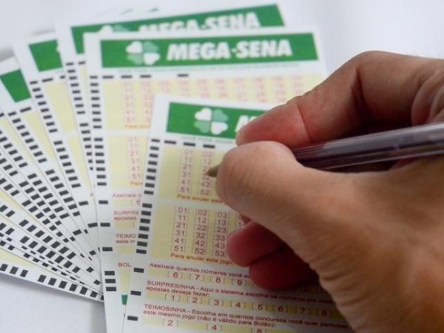 Prêmio acumulado e novo sorteio da Mega-Sena neste sábado
