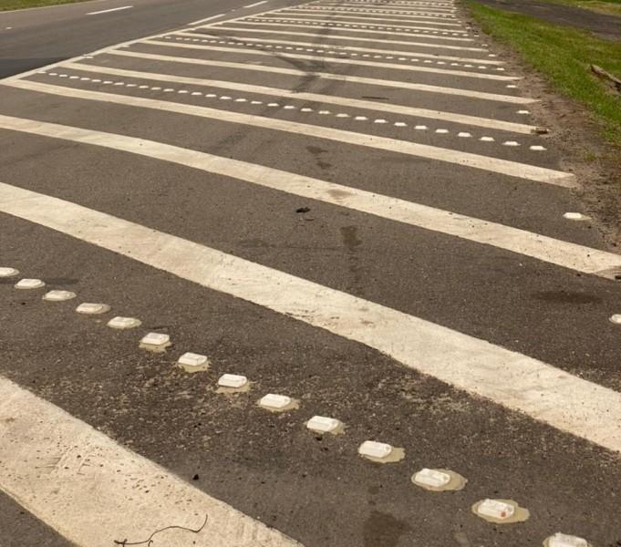 Ciclistas reclamam de tachões na BR-101 Sul 