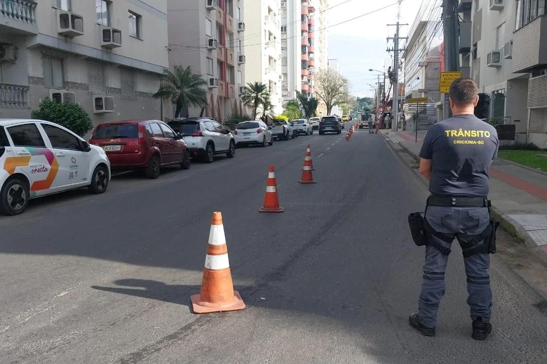 Operação Limpa Fios: quarta etapa acontece em Criciúma e trânsito sofre alterações