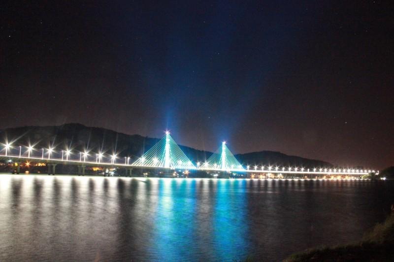 Obras vão interromper faixa de rolagem na Ponte Anita Garibaldi