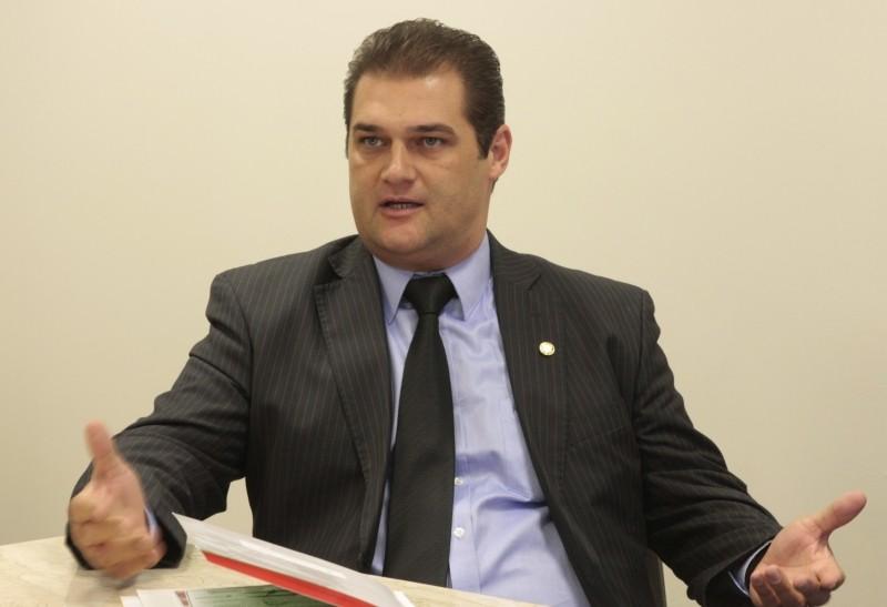 Cleiton Salvaro confirma renúncia à candidatura