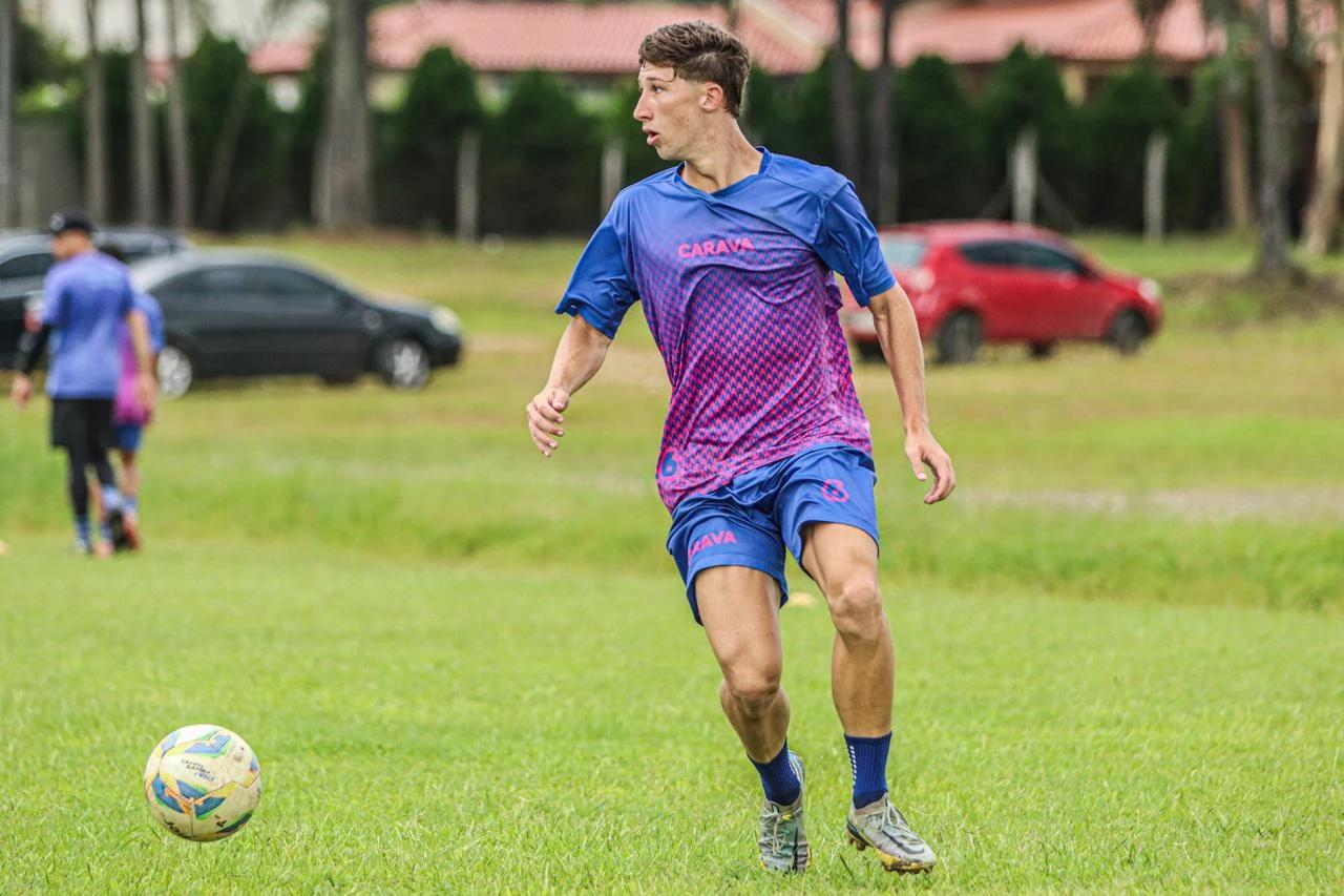 Em busca da primeira vitória, Caravaggio e Hercílio Luz duelam pelo Catarinense