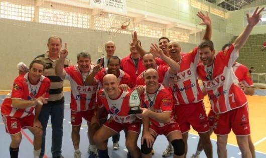  Cravo conquista tetracampeonato Catarinense de Vôlei Master