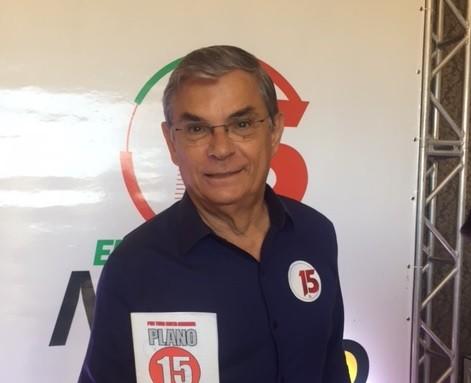 Moreira rebate ataques às secretarias regionais