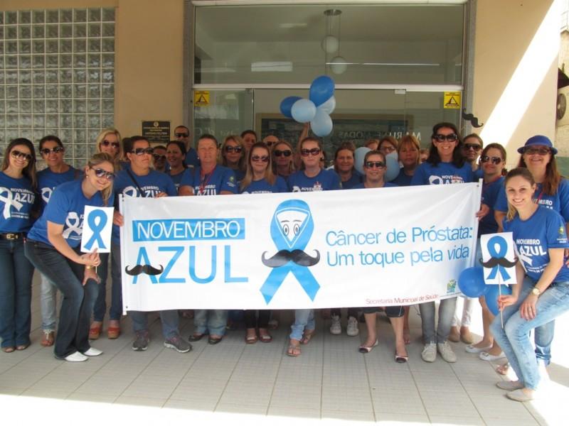 Caminhada chama a atenção para a campanha Novembro Azul