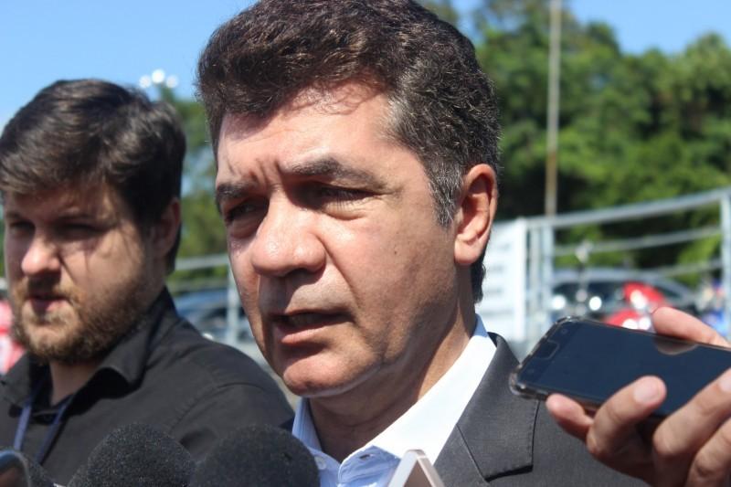 Prefeito de Criciúma quer rediscutir cobranças em fatura com a Casan 