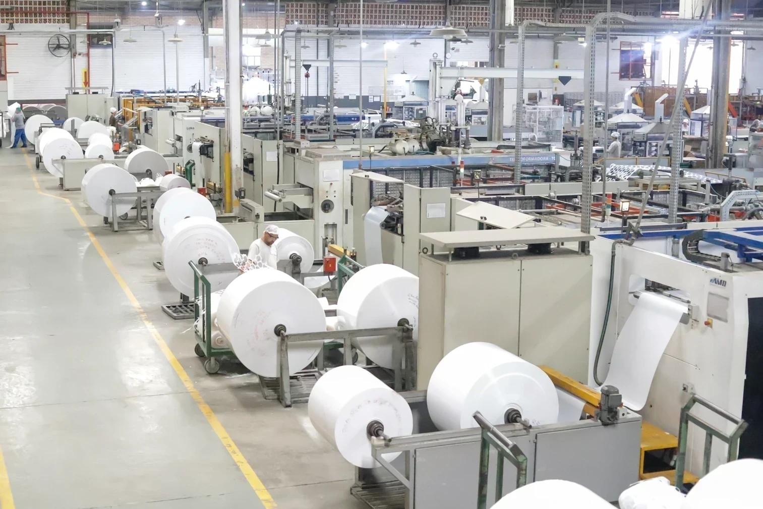 Produção industrial catarinense cresce 7,3% no ano até novembro