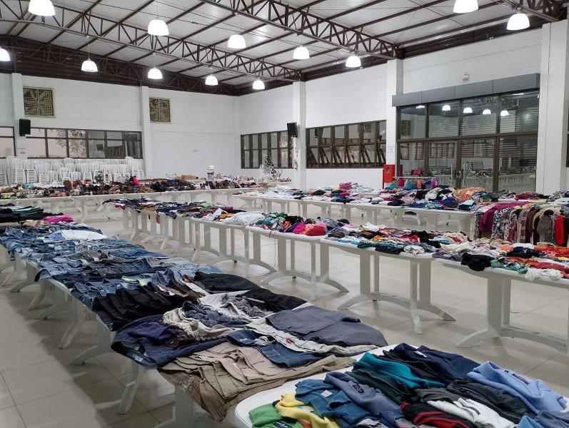 Bazar Solidário arrecada recursos para posto de atendimento do CVV em Criciúma