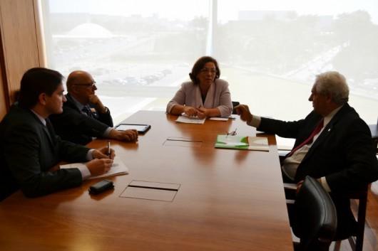 Municípios catarinenses afetados pela estiagem receberão R$ 10 milhões em maquinários