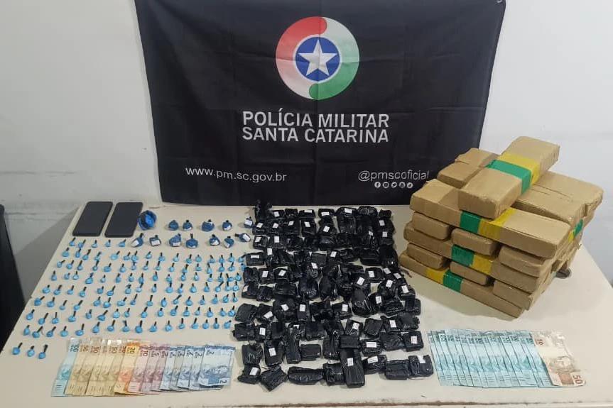 Polícia Militar desarticula ponto de drogas e apreende mais de 13 quilos de maconha