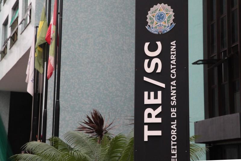 Prefeitos têm até fim do mês para apresentar contas de 2019 ao TCE