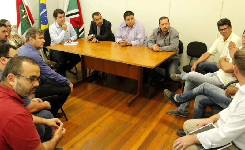 Cheiro ruim: alvará pode ser travado de novo