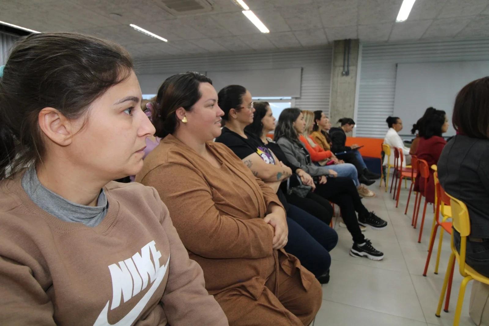 Bairro da Juventude encerra projeto Potência Feminina