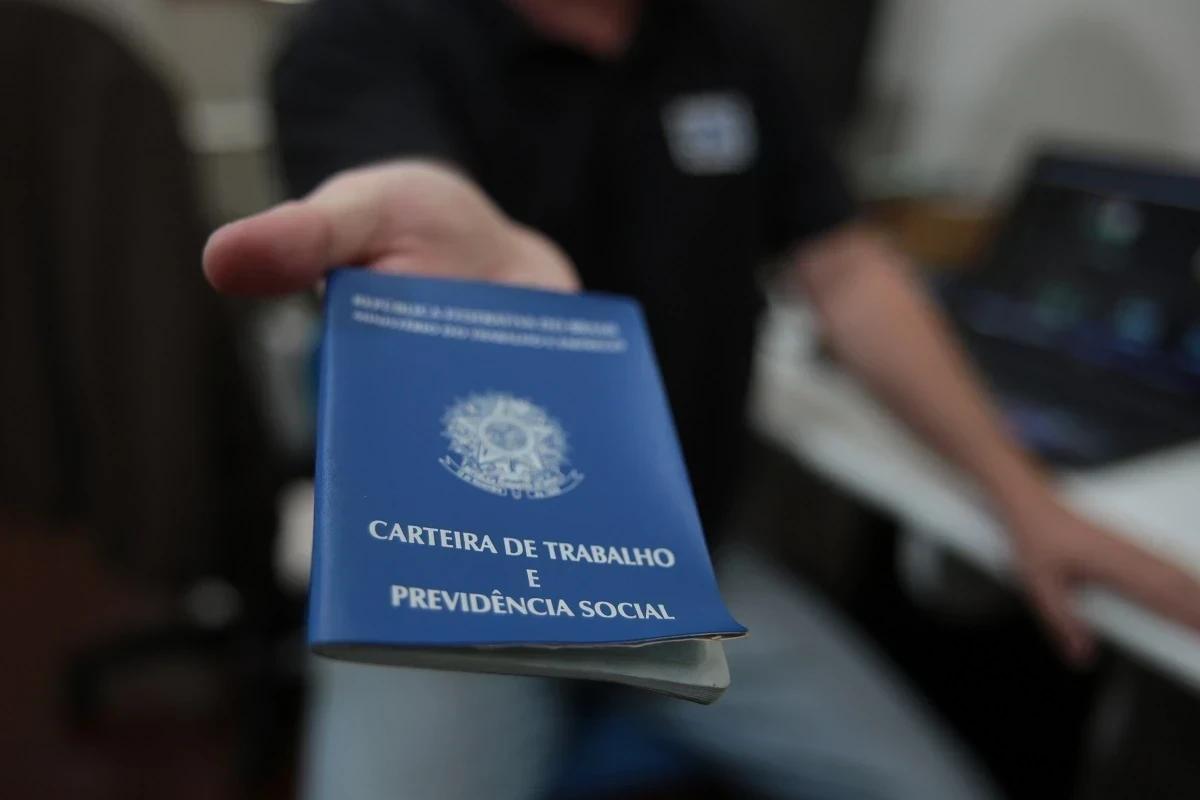 Sine oferece mais de 7,9 mil vagas de emprego em SC; Sul tem mais de 1,5 mil postos abertos