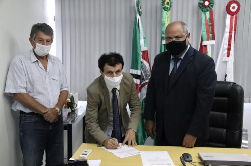 Toninho da Saúde assume cadeira na Câmara de Criciúma