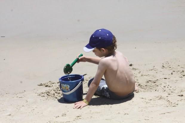 Bombeiros dão dicas sobre crianças na praia