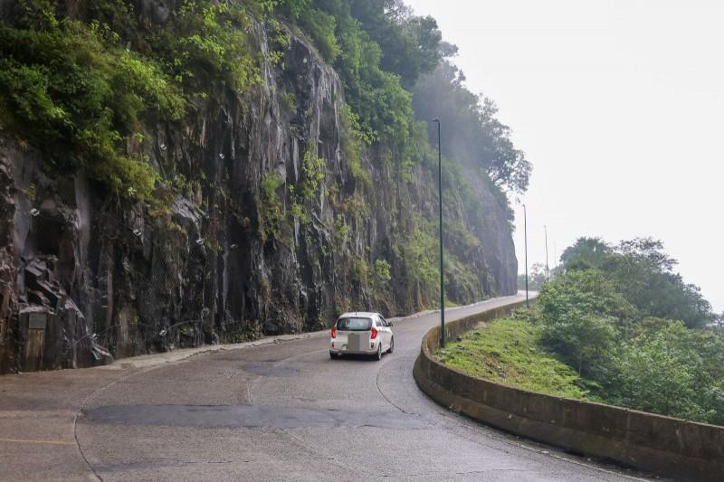 Serra do Rio do Rastro: tráfego de veículos será interrompido nesta quinta-feira