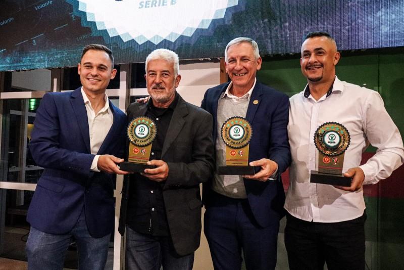 Caravaggio emplaca jogadores e comissão técnica na Seleção da Série B do Catarinense