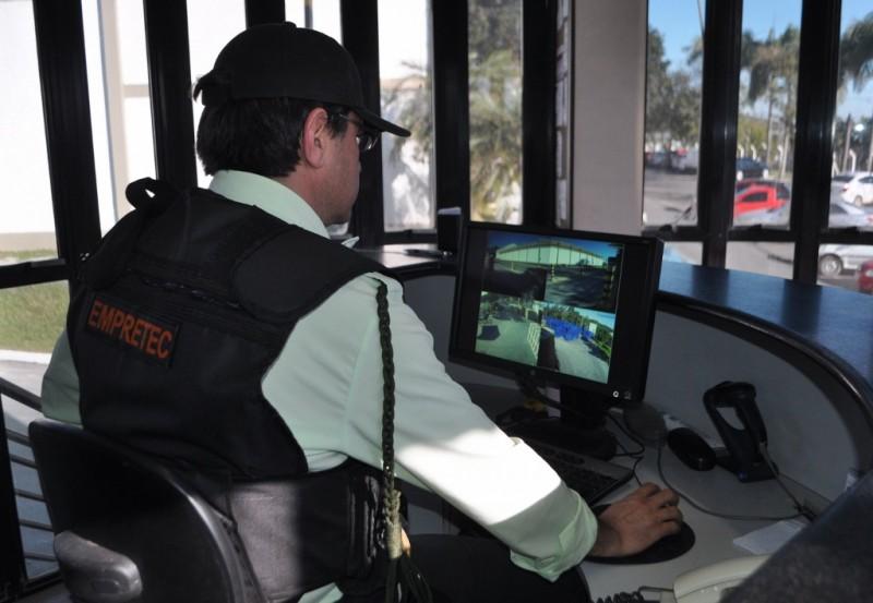 Mercado de vigilância busca profissionais além da formação especializada