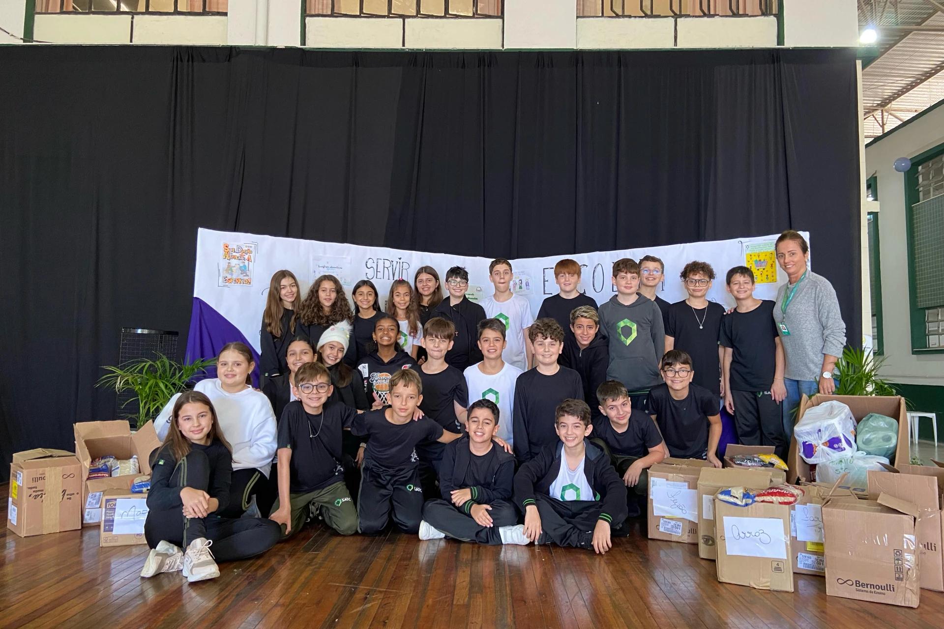Campanha de Páscoa promove arrecadação de donativos no Colégio Satc