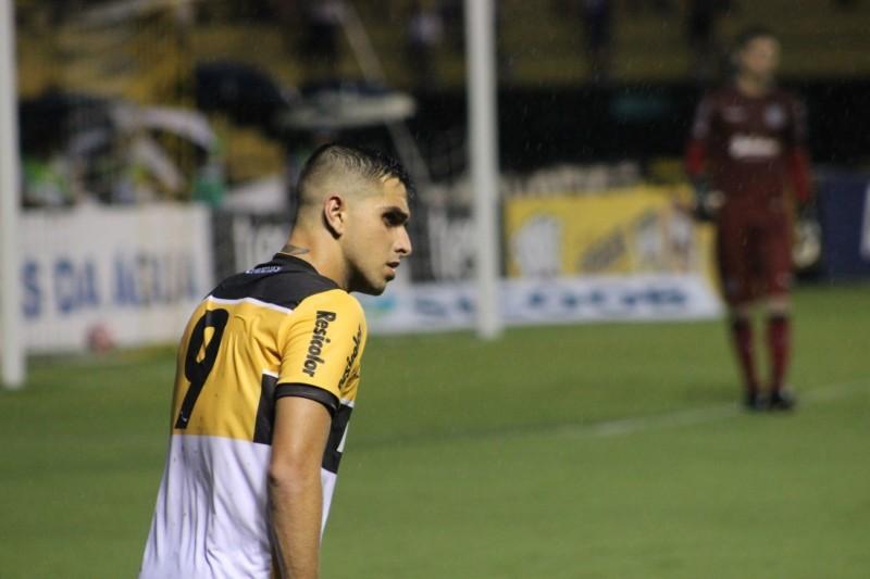 Atacante Pedro Bortoluzo deve ser titular diante do Guarani 