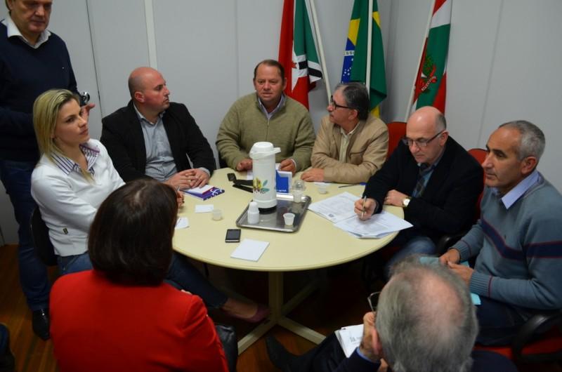 Vereadores debatem dúvidas sobre o contrato entre Prefeitura e Unesc