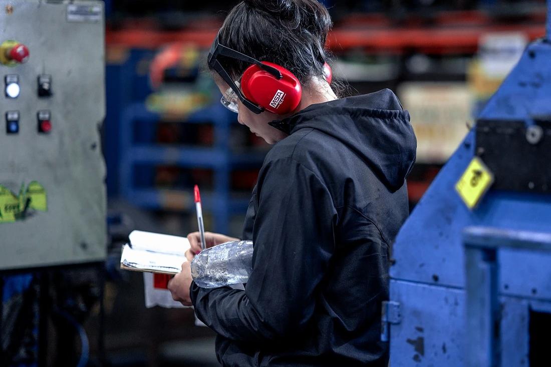 Indústria de Santa Catarina lidera ranking nacional de participação no mercado de trabalho