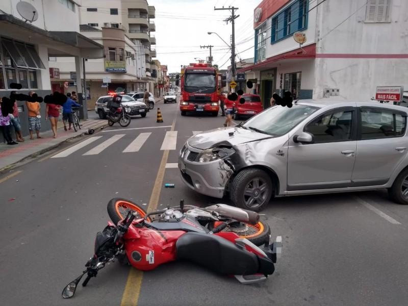 Condutor fica ferido após colisão em Urussanga