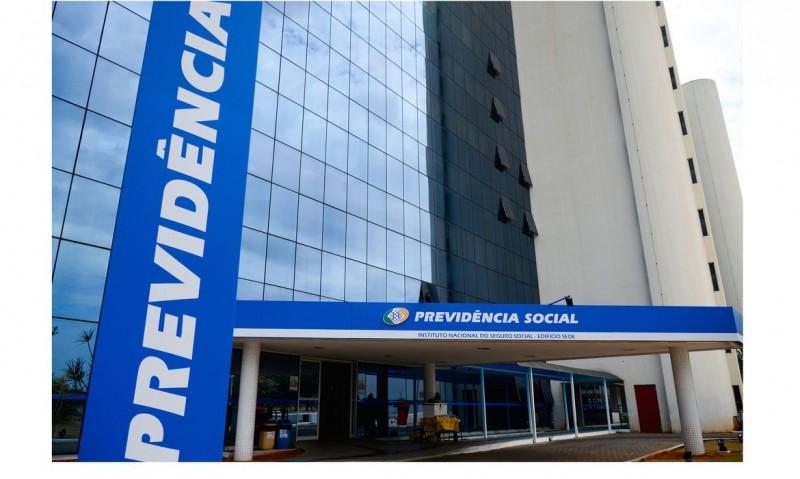 INSS adia para setembro retomada do atendimento presencial em agências