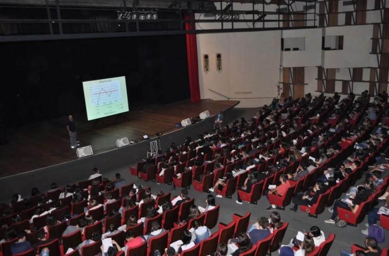 Colégio Leme promove aulão de revisão para o Enem 