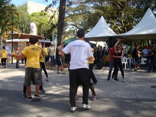 Unesc realiza ação no calçadão de Criciúma