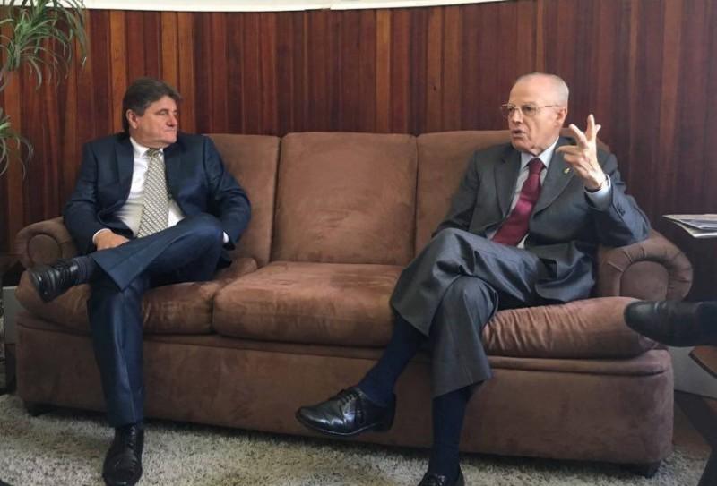 Um príncipe realiza o sonho de conhecer a região