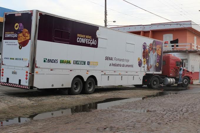 Carreta do Senai chega ao Balneário Rincão